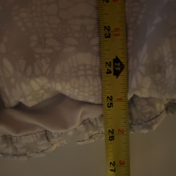 Womens Lululemon Run Hustle Jacket Size 6 White Reflective Glacier Lace - Picture 16 of 16